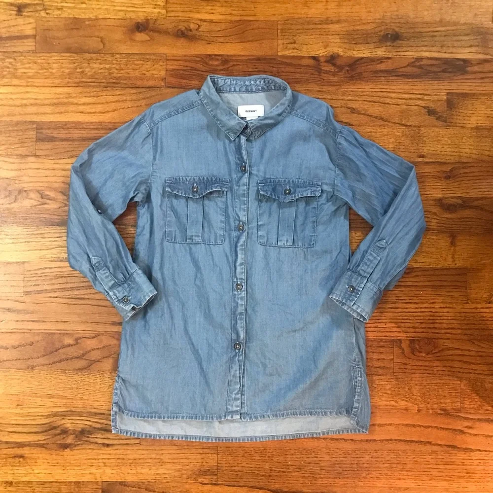 Old Navy Denim Blue Jean Button Down LS Shirt Girls 6 / 7 Small 2 Front Pockets